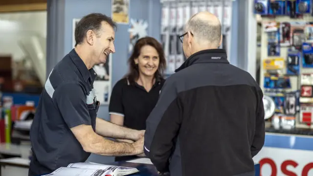 Bosch Car Service Bentleigh committed to providing high-quality car service and advanced technology for vehicles in the local community.Our team of skilled and certified mechanics is ready to earn your trust for your next comprehensive car service.