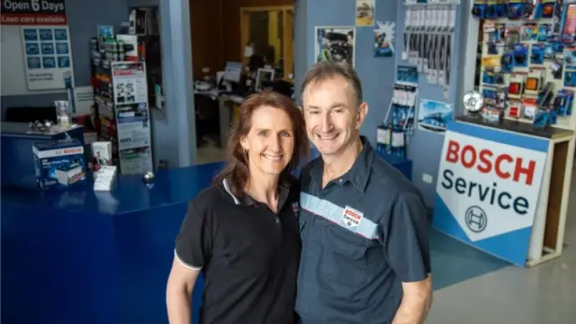 Proud owners of Bosch Car Service Bentleigh East - Darren and Cathy Shaw.