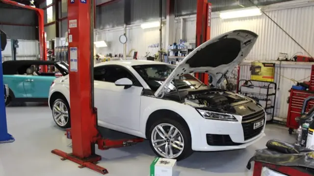 Enjoy Local Attractions While Your Car is Serviced by Expert Mechanics
