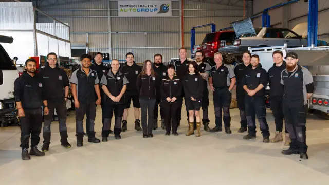 Bosch Car Service Cambridge Tasmania team of mechanics. 