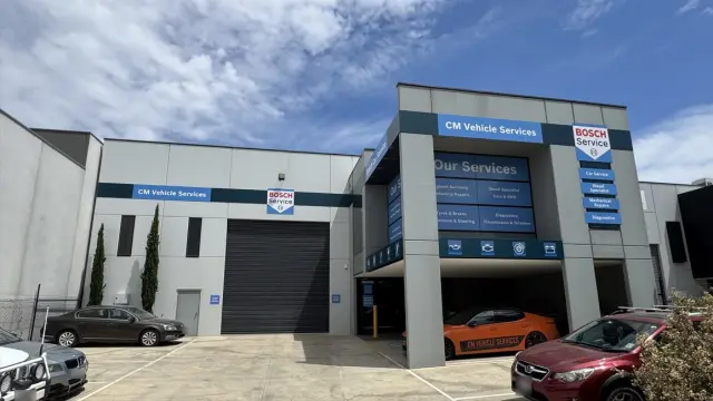 The team for mechanics at the Bosch Car Service Clyde North