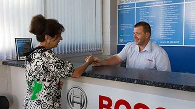 Car Service experts at Bosch Car Service in North Shore City - Reception.