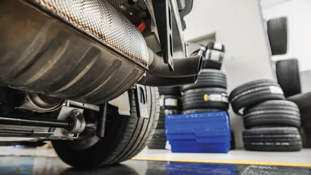 Signs Your Car Muffler Needs Replacement - Blog by Bosch