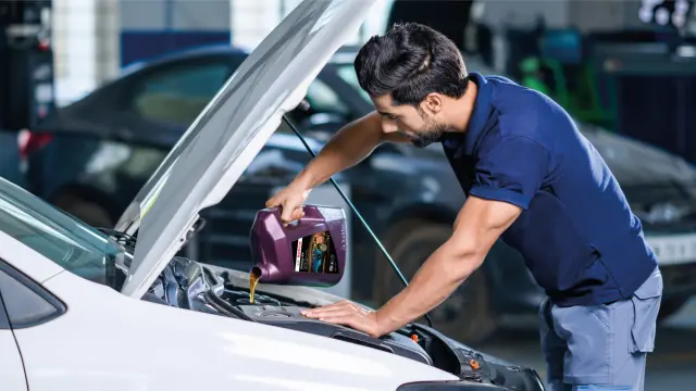 Oil and Filter Change Service - Bosch Car Service